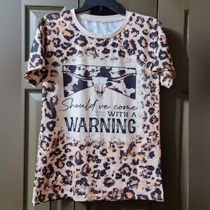 WOMENS, LARGE, LEOPARD PRINT GRAPHIC T-SHIRT